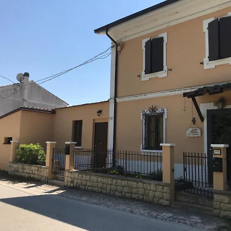 Panzió La Fenile Rosciano